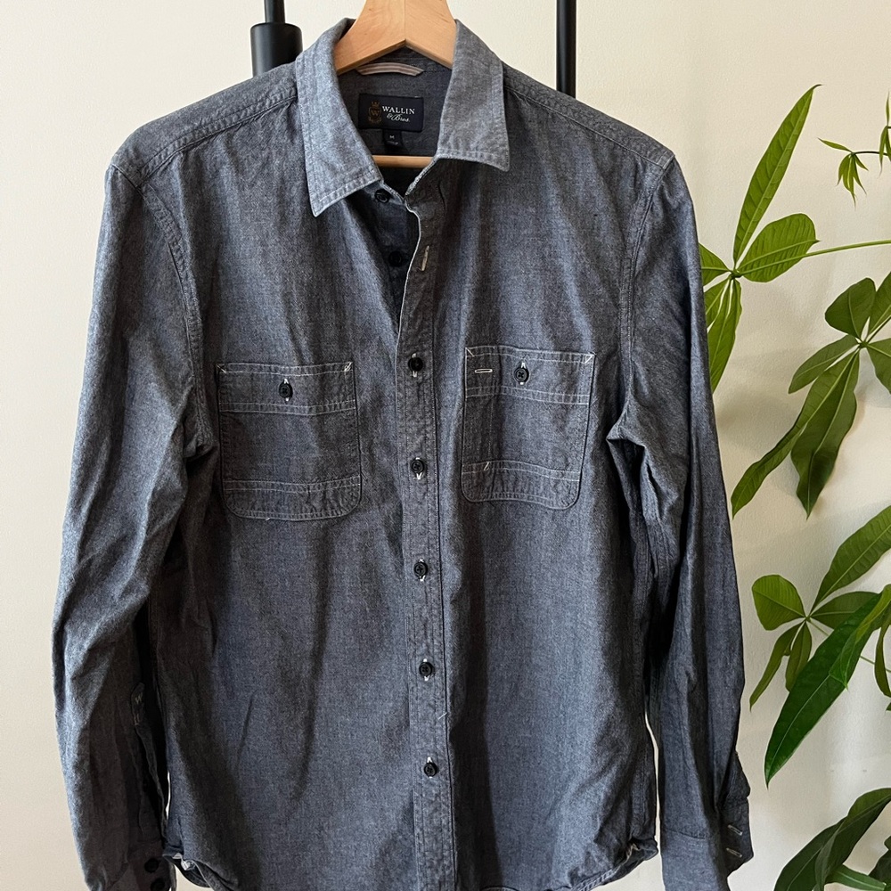 Wallin & Bros Men’s Long-Sleeve Grey Shirt